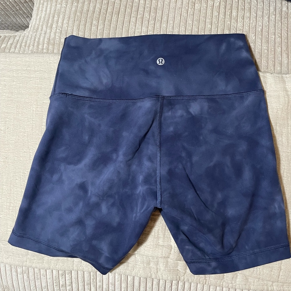 6 inch lululemon shorts